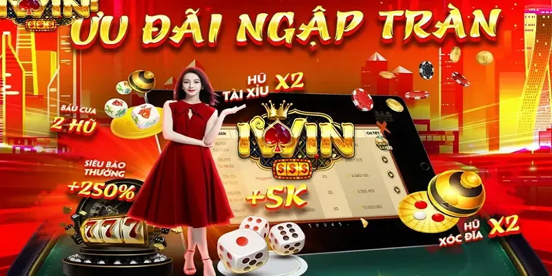 Sân tennis với tay vợt đang giao bóng